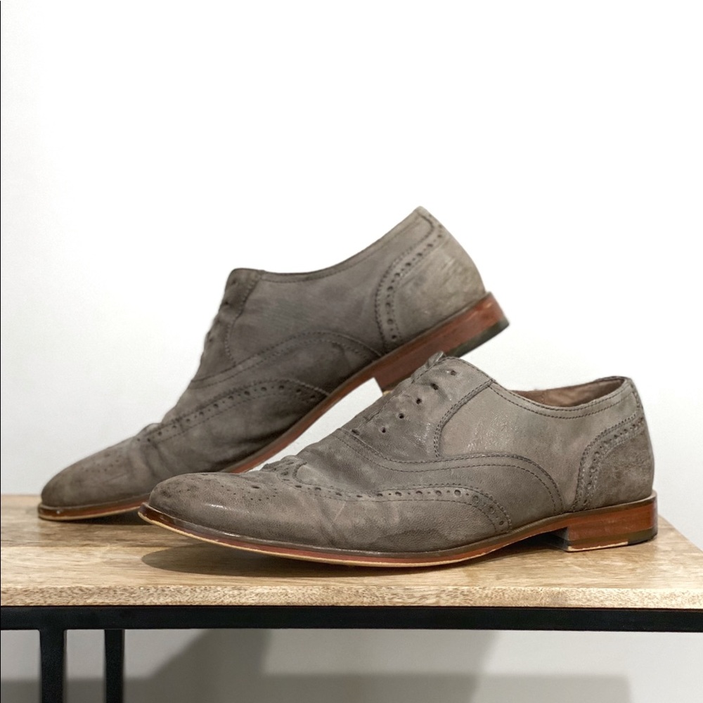 Men’s 10.5 grey dress shoes